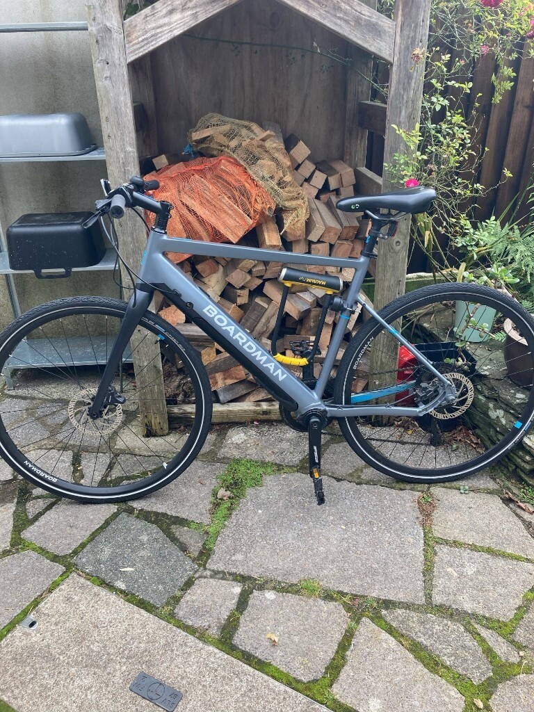 boardman hyb 8.9 e mens hybrid electric bike